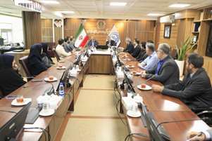 در آستانه روز بازرسی ؛ تاکید رئیس دانشگاه علوم پزشکی شیراز بر نقش بازرسان در صیانت از حقوق مردم و ارتقای عملکرد سازمان 